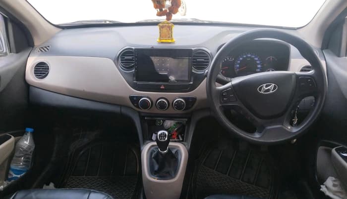 2014 Hyundai Xcent S (O) 1.2, Petrol, Manual, 71,994 km, interior