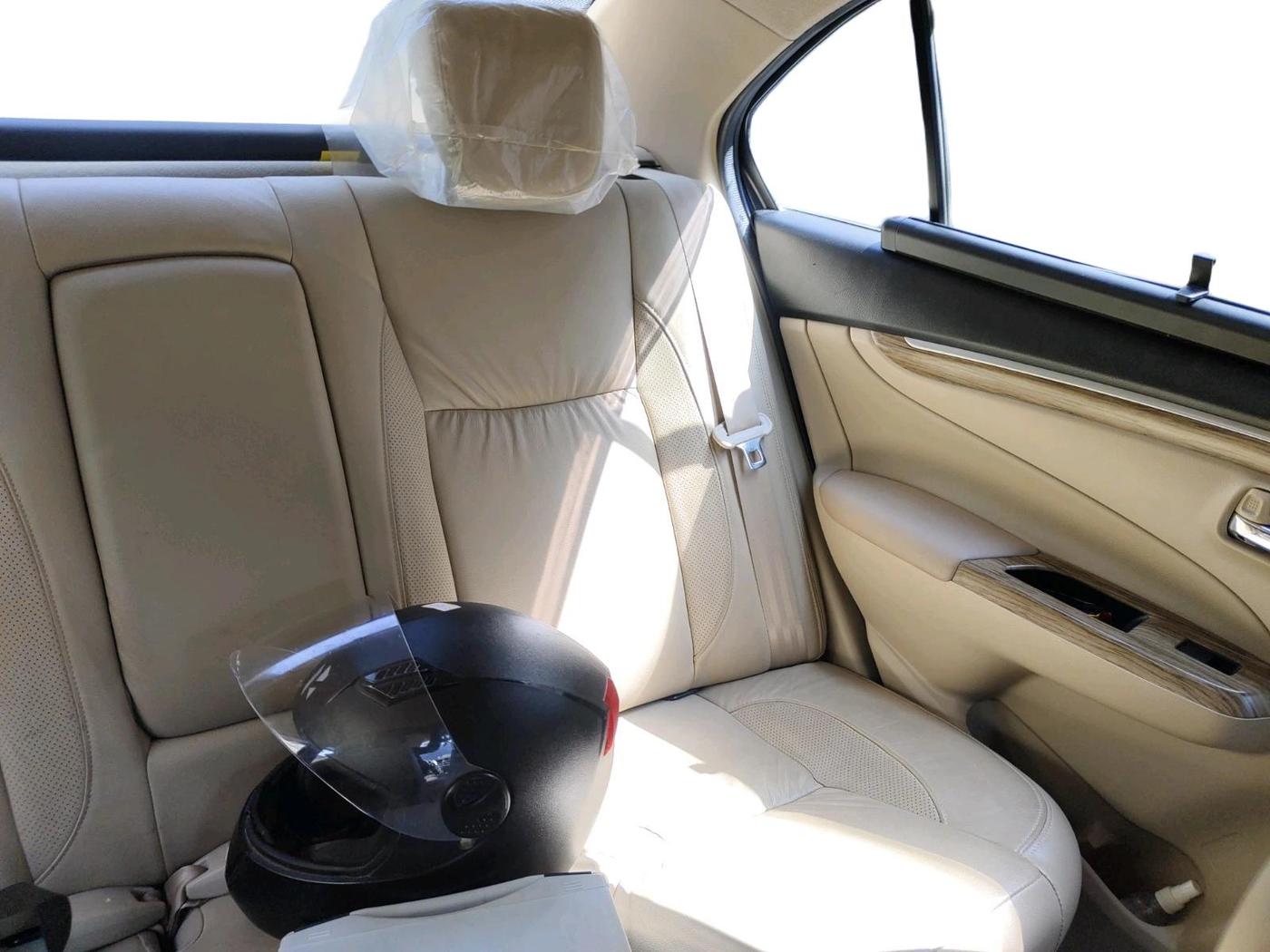 2022 Maruti Ciaz ALPHA 1.5 SHVS PETROL, Petrol, Manual, 23,699 km, interior