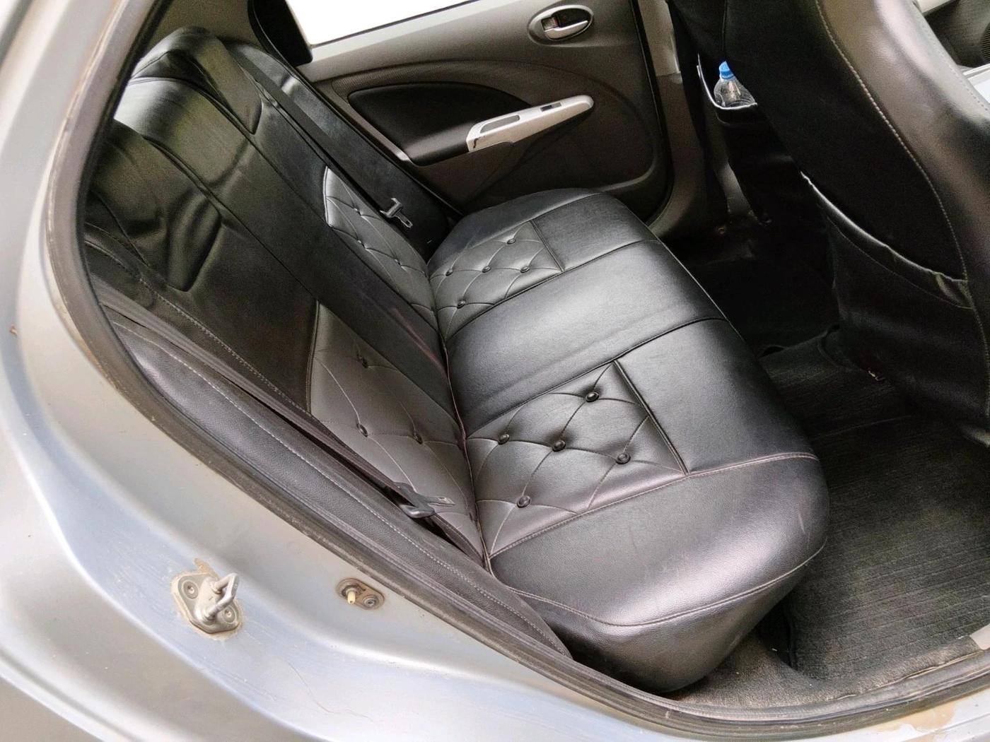 2011 Toyota Etios G, Petrol, Manual, 1,18,639 km, interior
