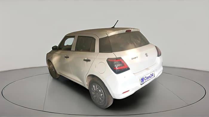2026 Maruti Swift LXi, Petrol, Manual, 289 km, exterior