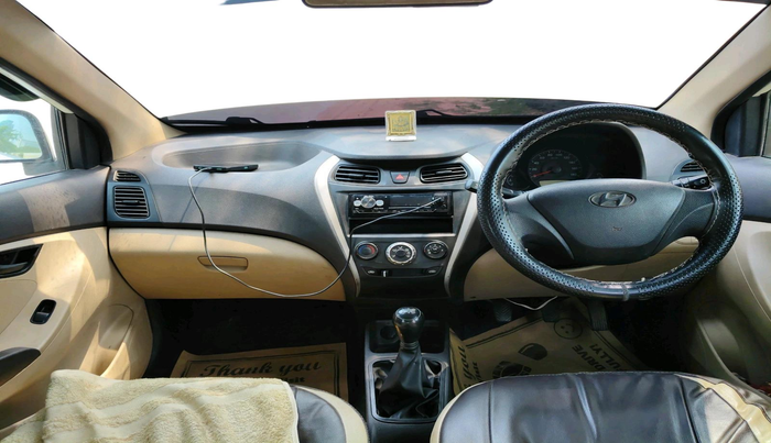 2016 Hyundai Eon ERA +, Petrol, Manual, 93,270 km, interior