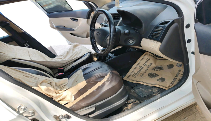 2016 Hyundai Eon ERA +, Petrol, Manual, 93,270 km, interior