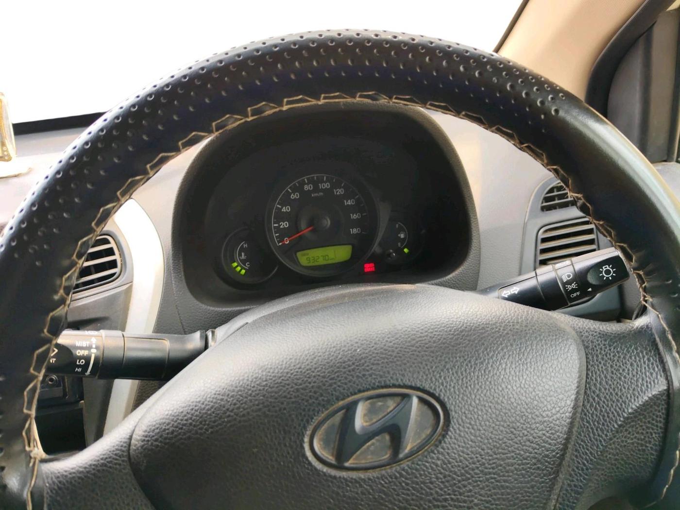 2016 Hyundai Eon ERA +, Petrol, Manual, 93,270 km, interior