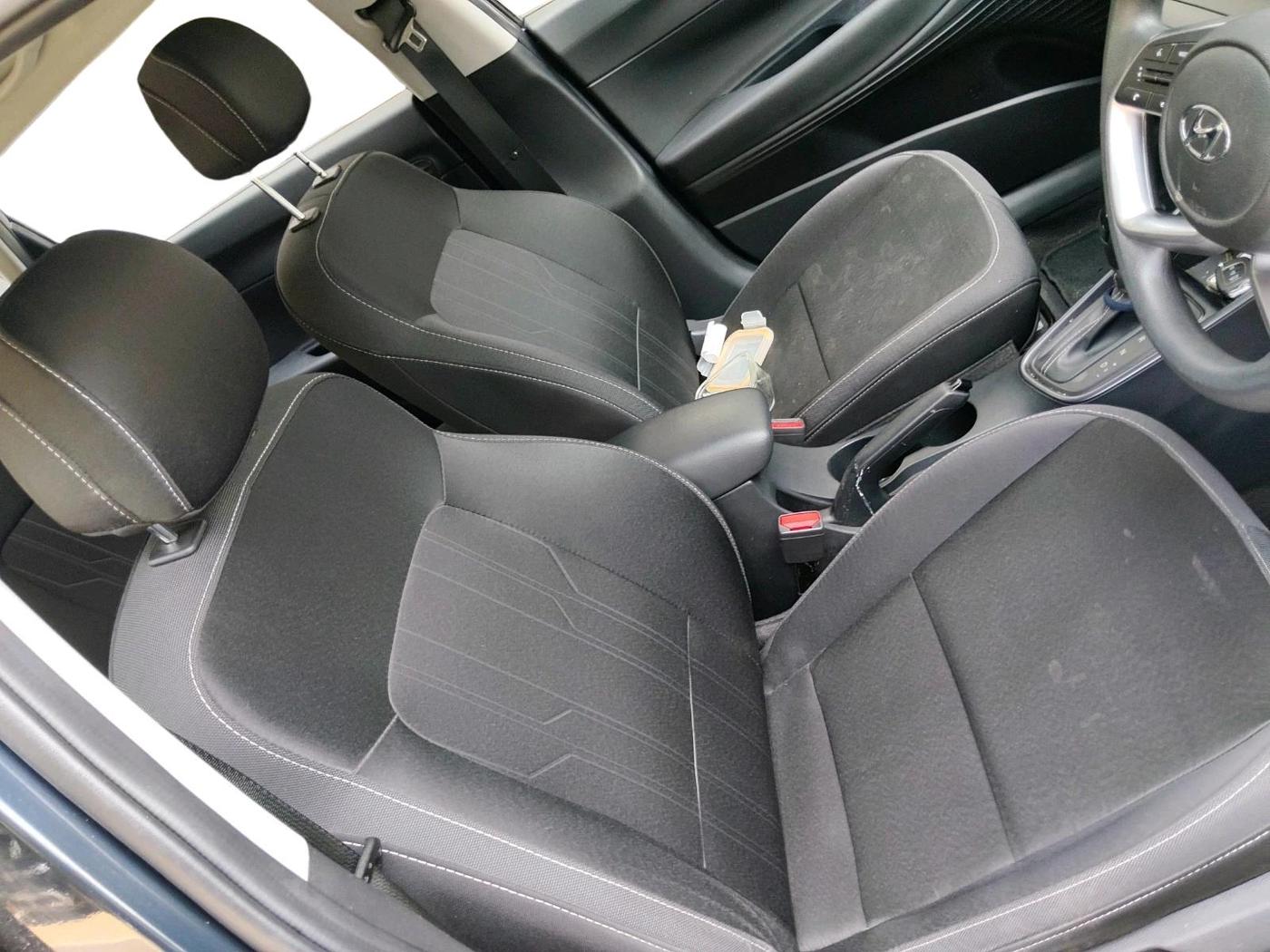 2023 Hyundai NEW I20 SPORTZ 1.2 IVT, Petrol, Automatic, 29,547 km, interior