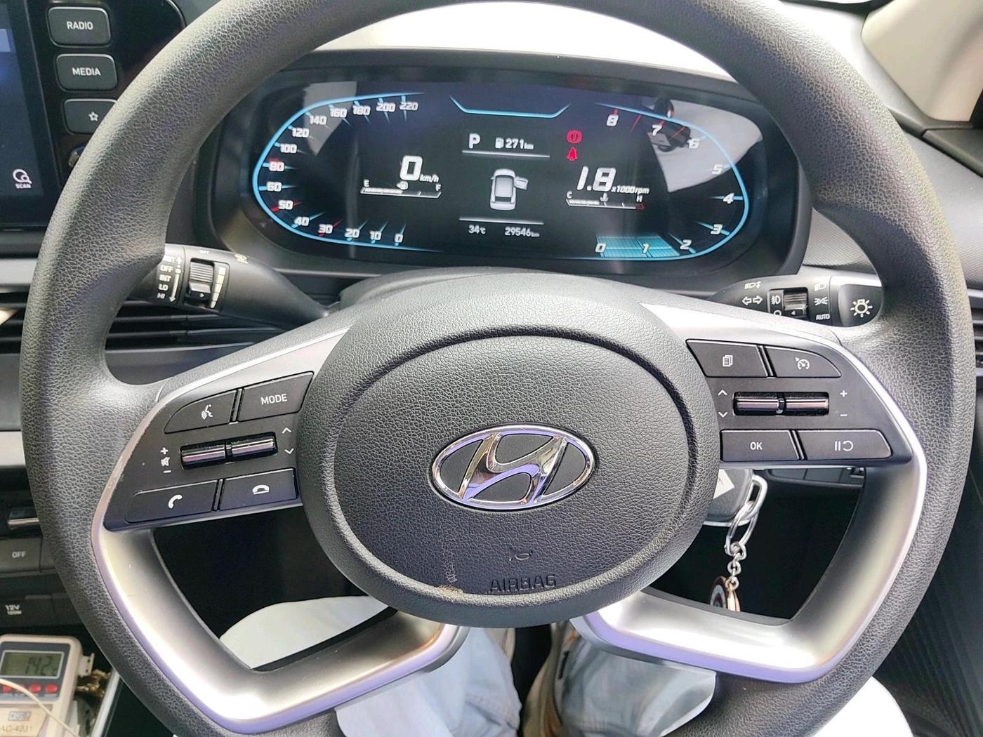 2023 Hyundai NEW I20 SPORTZ 1.2 IVT, Petrol, Automatic, 29,547 km, interior