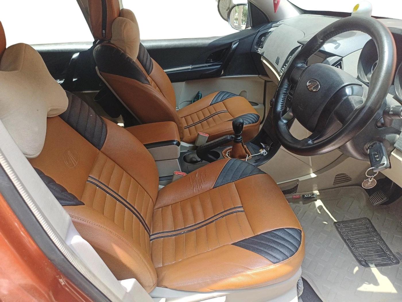 2016 Mahindra XUV500 W4, Diesel, Manual, 1,11,636 km, interior