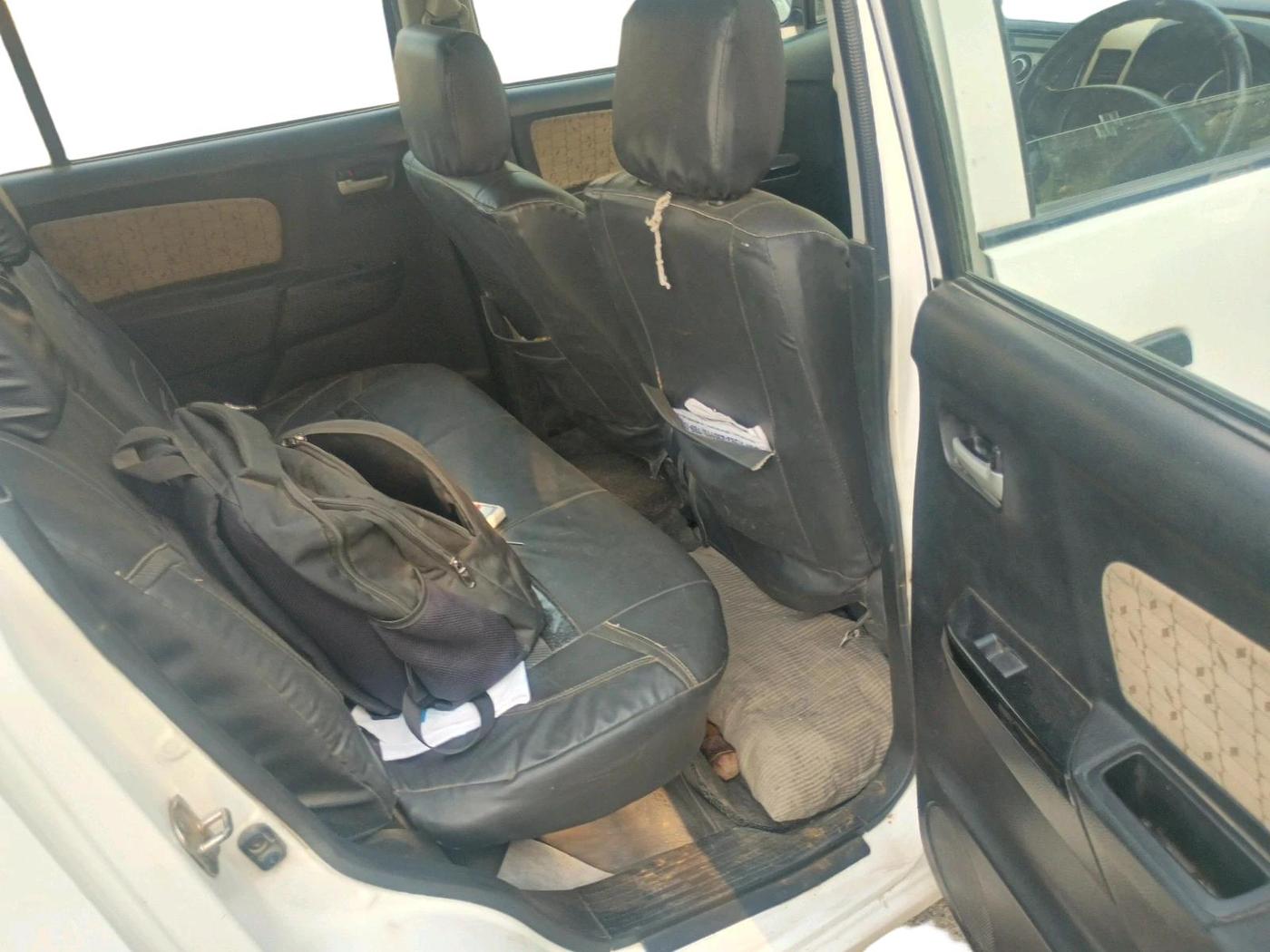 2017 Maruti Wagon R 1.0 VXI, CNG, Manual, 1,06,625 km, interior