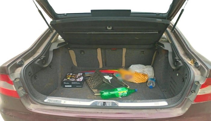 2013 Skoda Superb ELEGANCE 1.8 TSI AT, Petrol, Automatic, 65,416 km, exterior