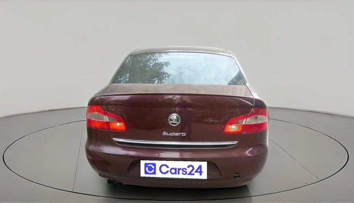 2013 Skoda Superb ELEGANCE 1.8 TSI AT, Petrol, Automatic, 65,416 km, exterior