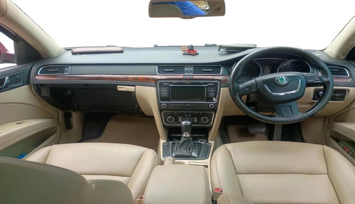 2013 Skoda Superb ELEGANCE 1.8 TSI AT, Petrol, Automatic, 65,416 km, interior