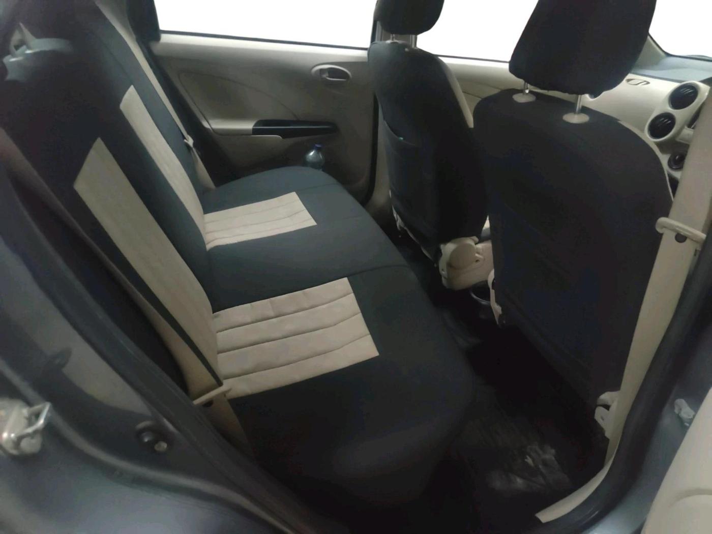 2017 Toyota Etios Liva G, Petrol, Manual, 25,348 km, interior