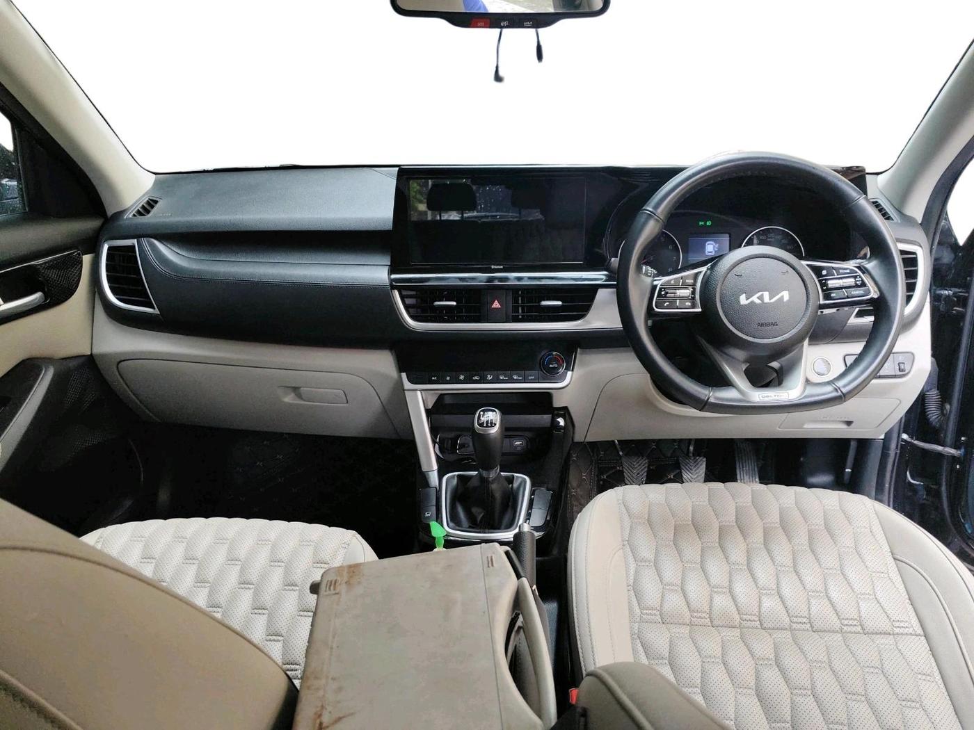 2022 KIA SELTOS HTX 1.5 PETROL, Petrol, Manual, 31,254 km, interior