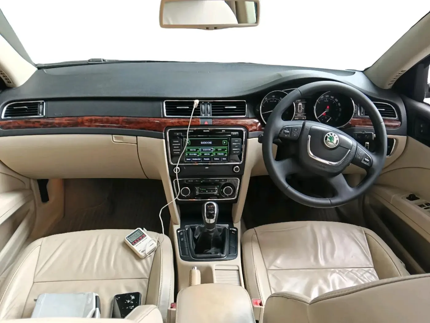 2011 Skoda Superb ELEGANCE 1.8 TSI MT, Petrol, Manual, 77,001 km, interior