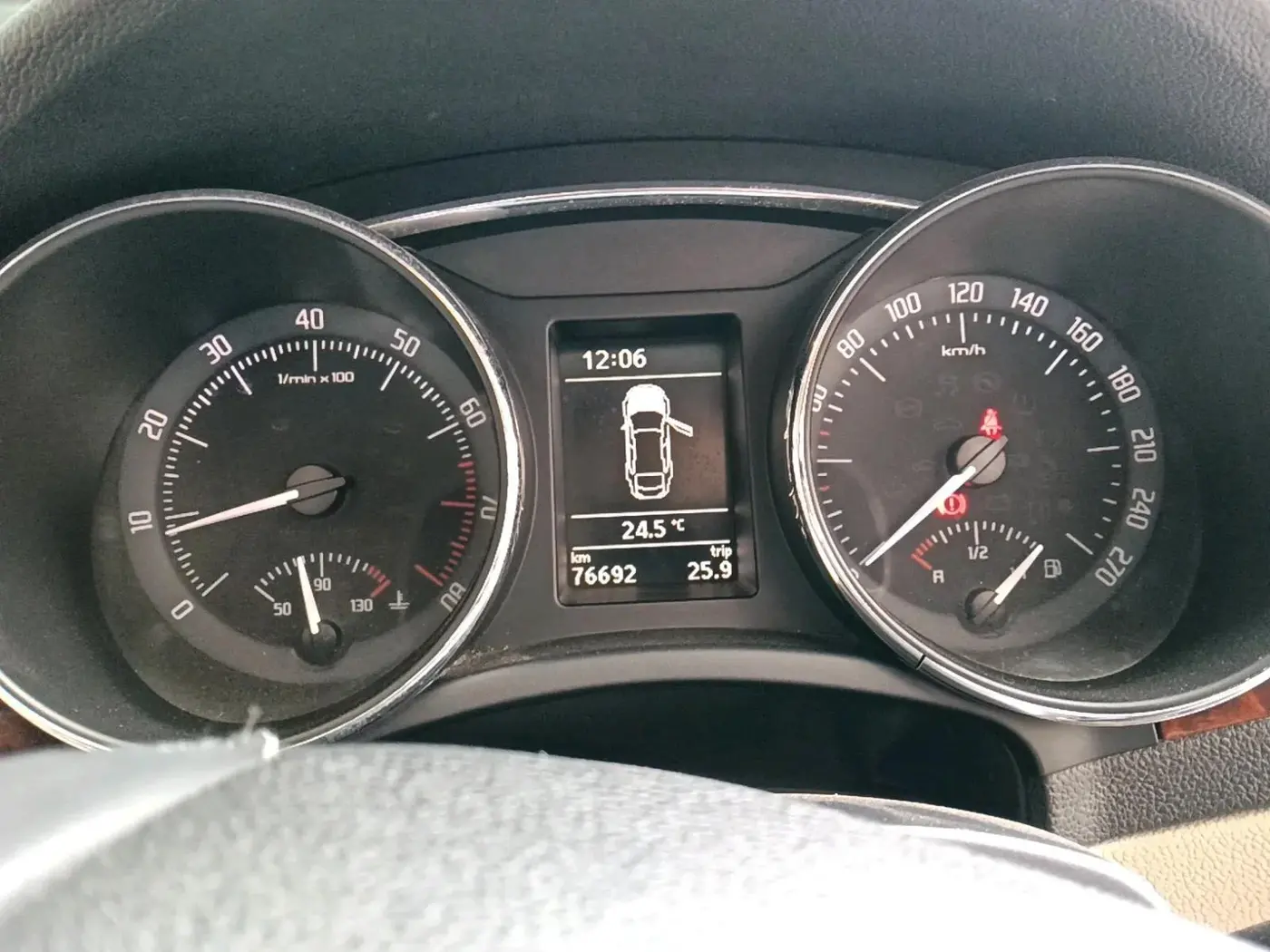 2011 Skoda Superb ELEGANCE 1.8 TSI MT, Petrol, Manual, 77,001 km, interior