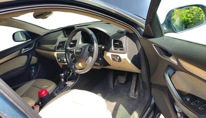 2015 Audi Q3 35TDI PREMIUM PLUS, Diesel, Automatic, 1,24,002 km, interior