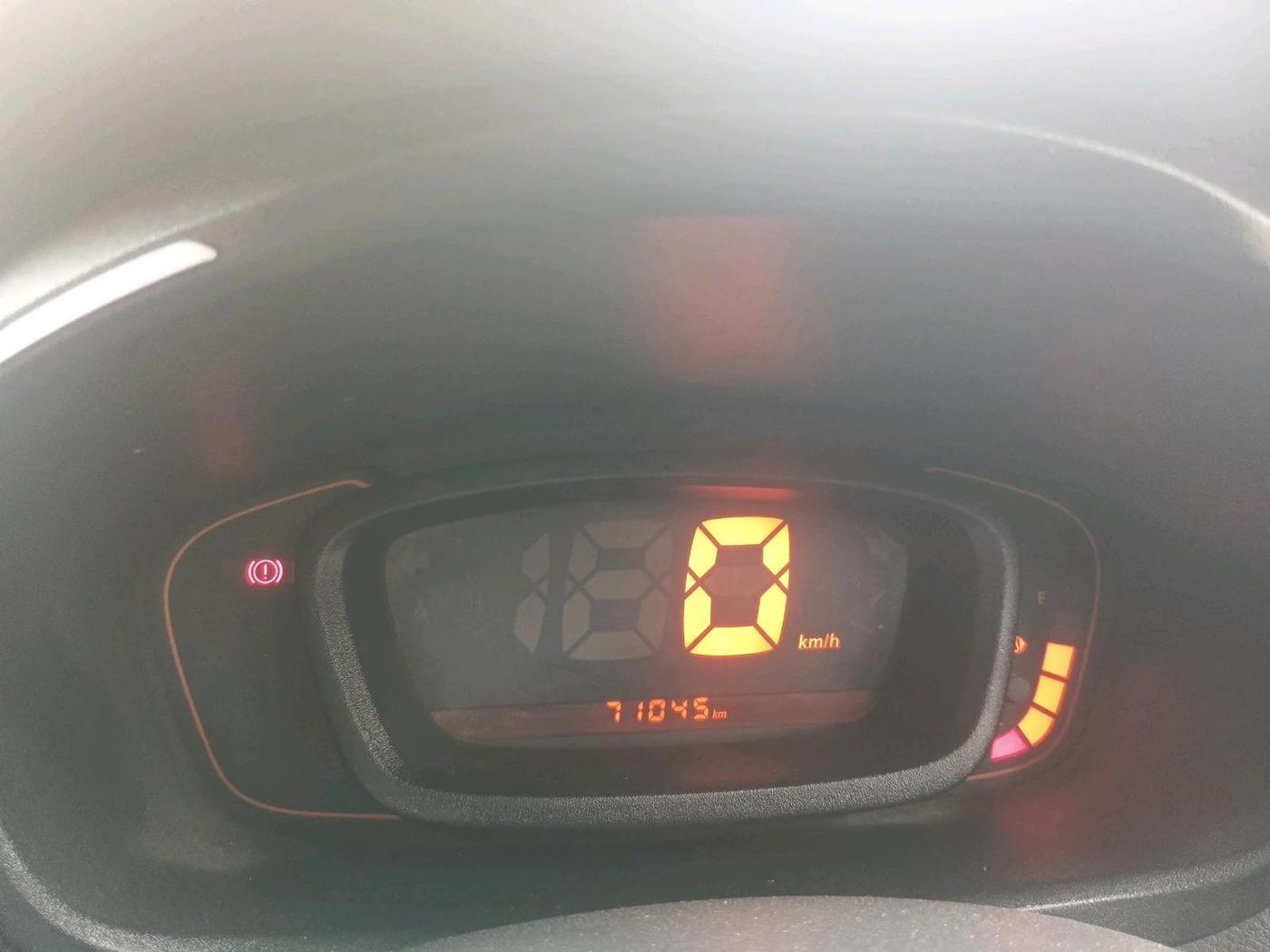 2016 Renault Kwid RXL, Petrol, Manual, 71,045 km, interior