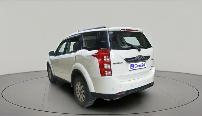 2017 Mahindra XUV500 W10 AT 1.99, Diesel, Automatic, 89,613 km, exterior