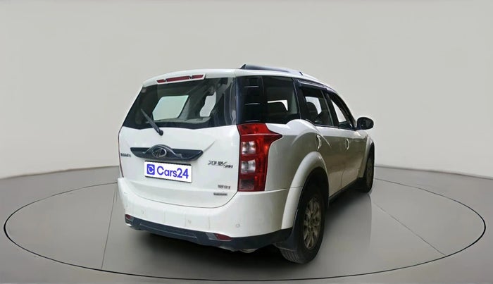 2017 Mahindra XUV500 W10 AT 1.99, Diesel, Automatic, 89,613 km, exterior