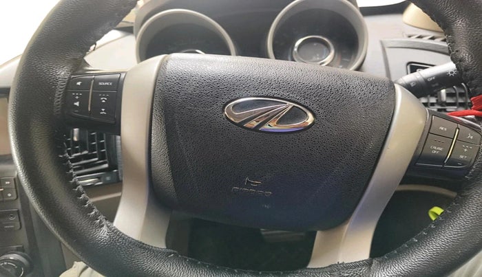 2017 Mahindra XUV500 W10 AT 1.99, Diesel, Automatic, 89,613 km, interior