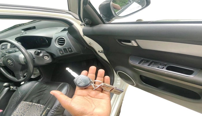 2011 Maruti Swift ZXI, Petrol, Manual, 90,426 km, interior