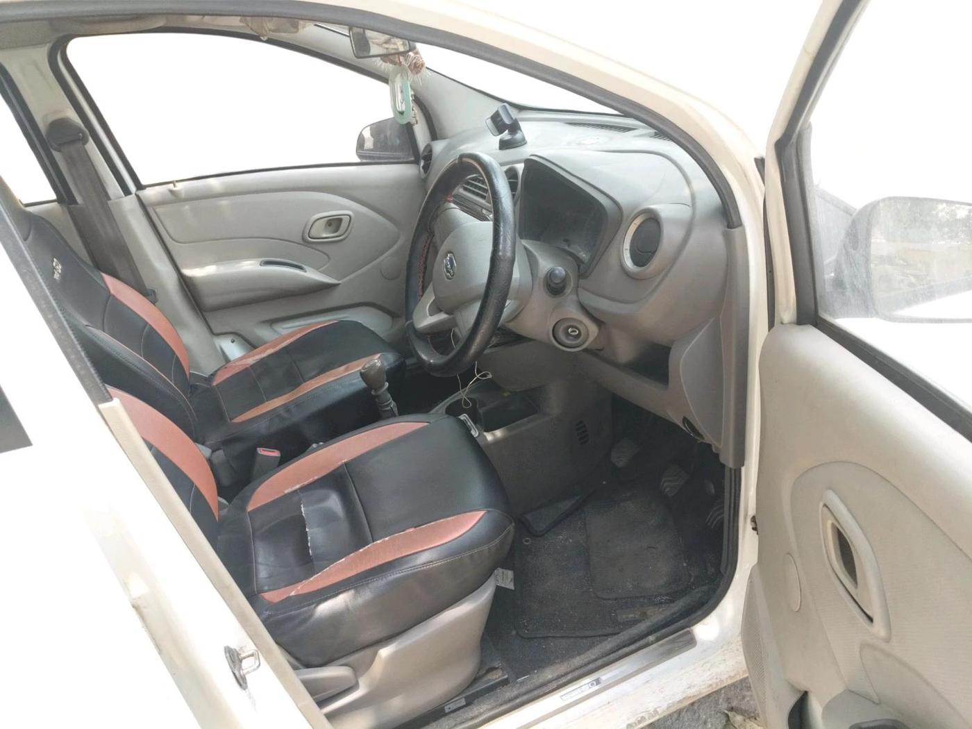 2016 Datsun Redi Go T (O), Petrol, Manual, 52,368 km, interior