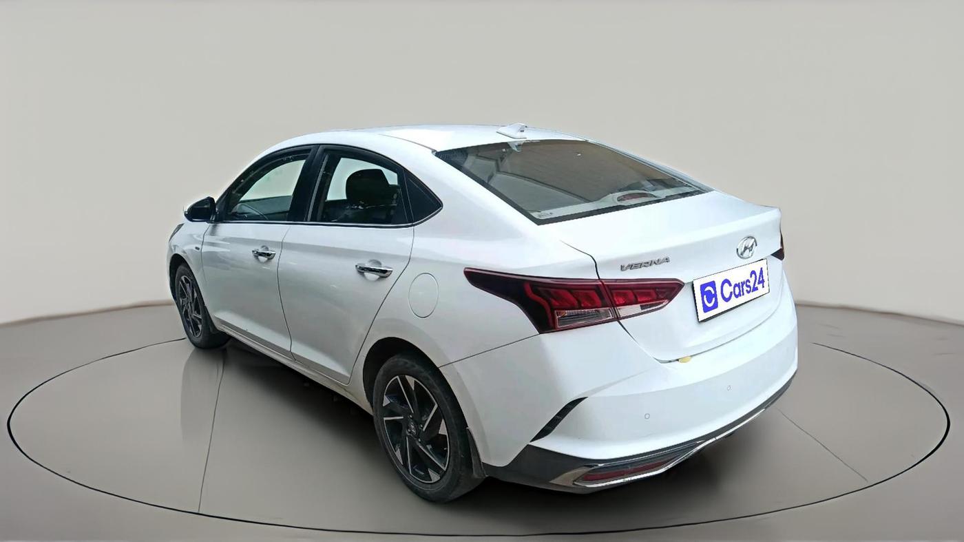 2021 Hyundai Verna SX (O) 1.5 CRDI AT, Diesel, Automatic, 76,908 km, exterior