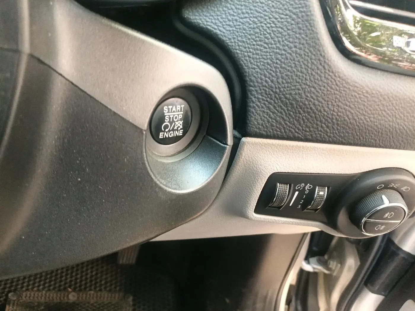 2017 Jeep Compass LIMITED 1.4 PETROL AT, Petrol, Automatic, 54,469 km, interior