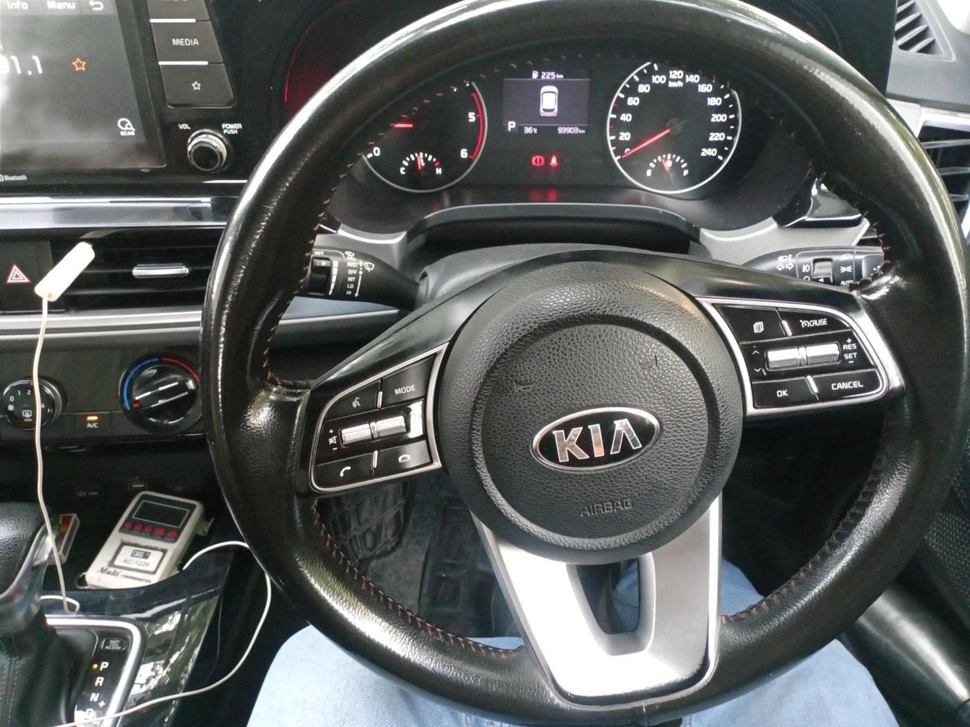 2019 KIA SELTOS HTK PLUS AT 1.5 DIESEL, Diesel, Automatic, 94,724 km, interior
