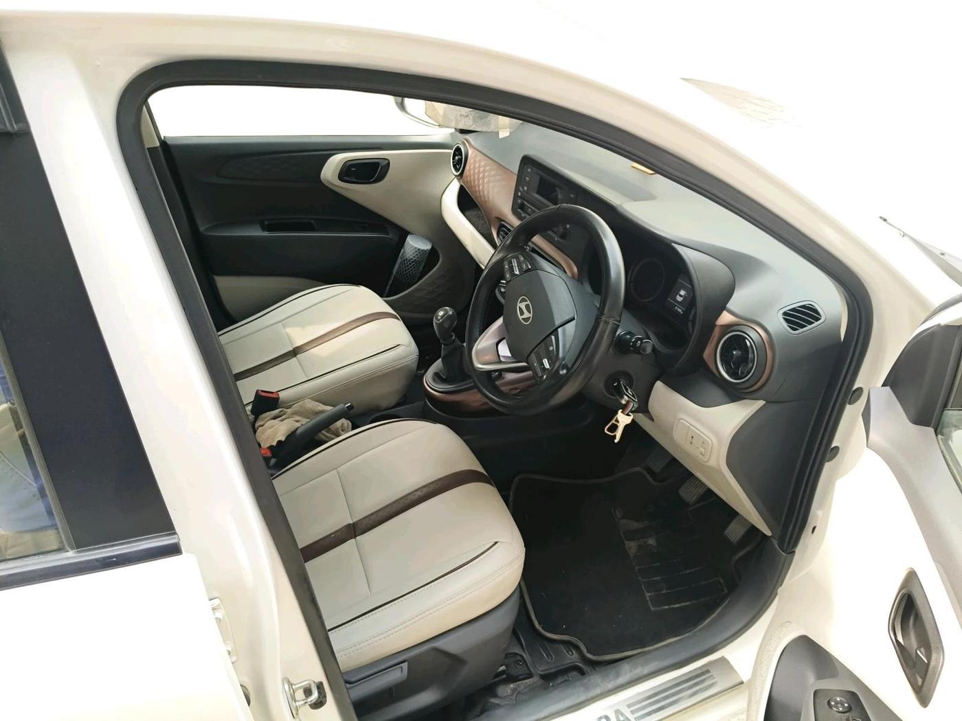 2024 Hyundai AURA S 1.2 CNG, CNG, Manual, 51,345 km, interior