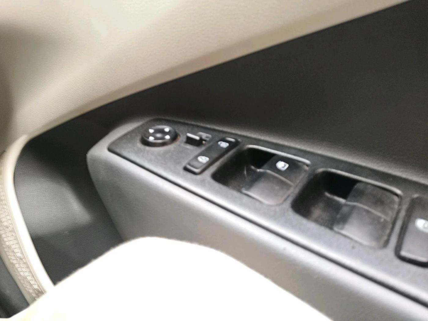 2024 Hyundai AURA S 1.2 CNG, CNG, Manual, 51,345 km, interior
