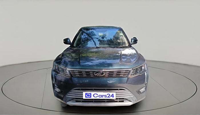2020 Mahindra XUV300 W8 1.5 DIESEL AMT, Diesel, Automatic, 57,044 km, exterior