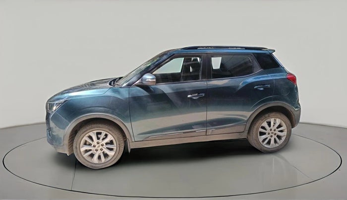2020 Mahindra XUV300 W8 1.5 DIESEL AMT, Diesel, Automatic, 57,044 km, exterior