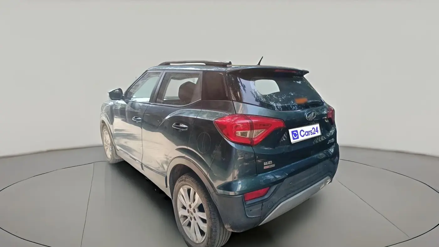 2020 Mahindra XUV300 W8 1.5 DIESEL AMT, Diesel, Automatic, 57,777 km, exterior