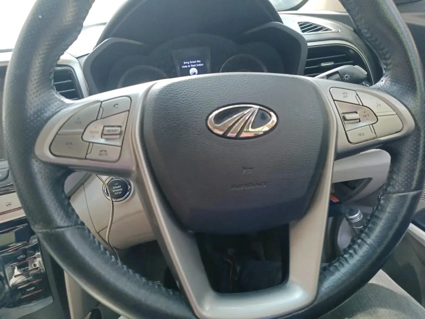 2020 Mahindra XUV300 W8 1.5 DIESEL AMT, Diesel, Automatic, 57,777 km, interior
