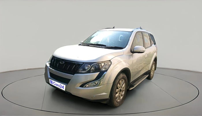 2017 Mahindra XUV500 W10 AT 1.99, Diesel, Automatic, 96,503 km, exterior