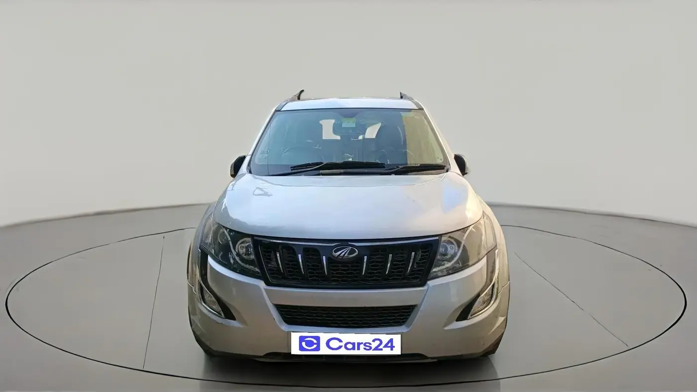 2017 Mahindra XUV500 W10 AT 1.99, Diesel, Automatic, 96,503 km, exterior