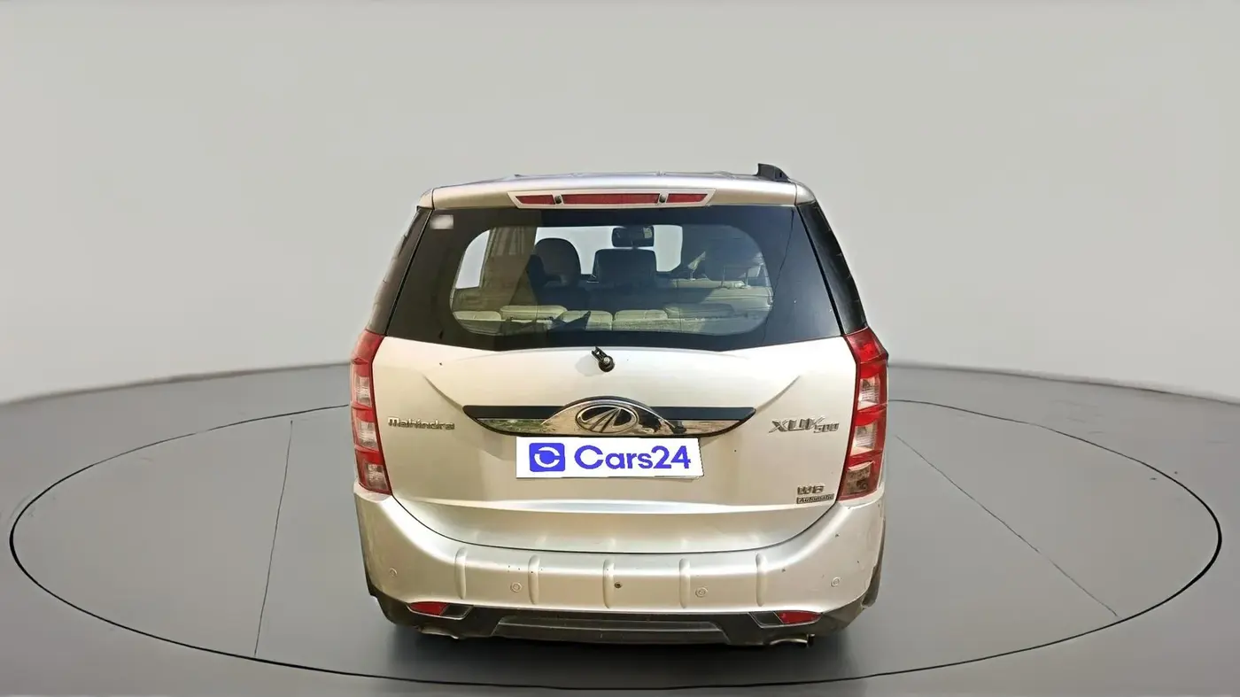 2017 Mahindra XUV500 W10 AT 1.99, Diesel, Automatic, 96,503 km, exterior
