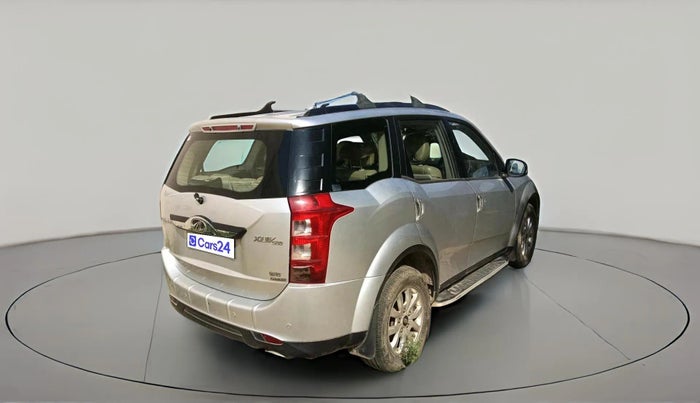 2017 Mahindra XUV500 W10 AT 1.99, Diesel, Automatic, 96,503 km, exterior