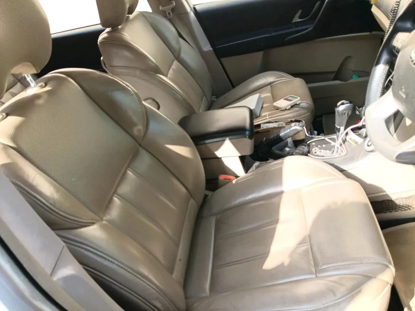 2017 Mahindra XUV500 W10 AT 1.99, Diesel, Automatic, 96,503 km, interior