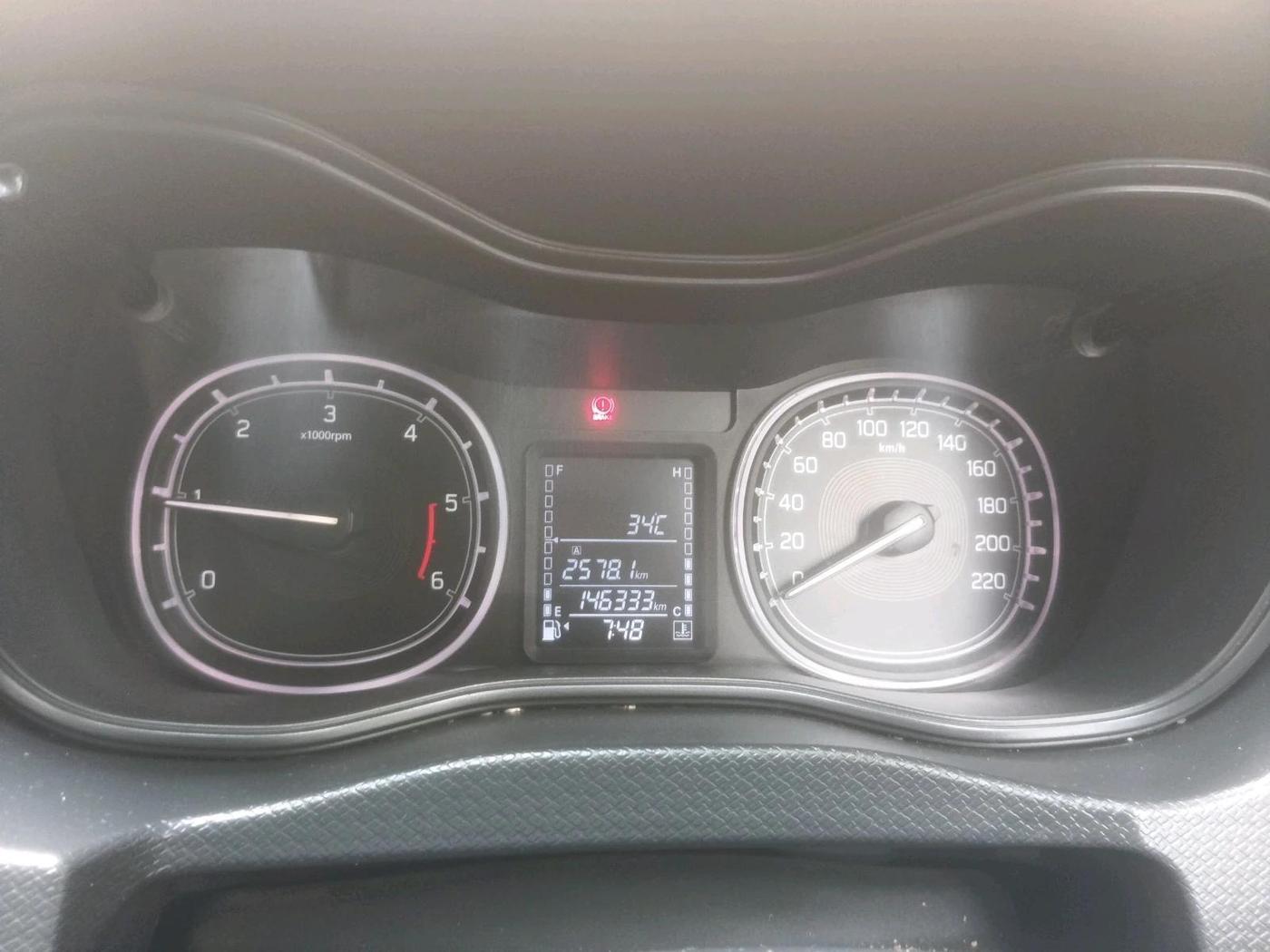 2017 Maruti Vitara Brezza ZDI PLUS, Diesel, Manual, 1,46,333 km, interior