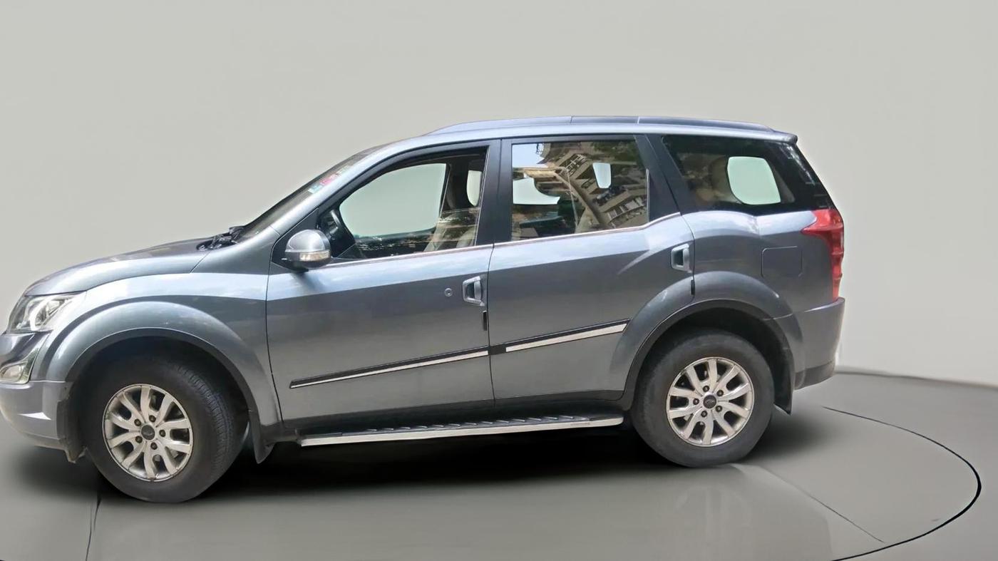 2018 Mahindra XUV500 W10, Diesel, Manual, 92,039 km, exterior