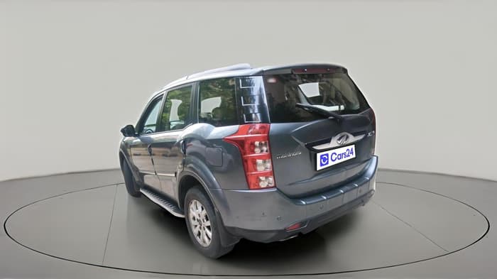 2018 Mahindra XUV500 W10, Diesel, Manual, 92,039 km, exterior