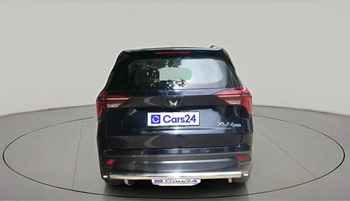 2022 Mahindra XUV700 MX P MT 5 STR, Petrol, Manual, 15,549 km, exterior