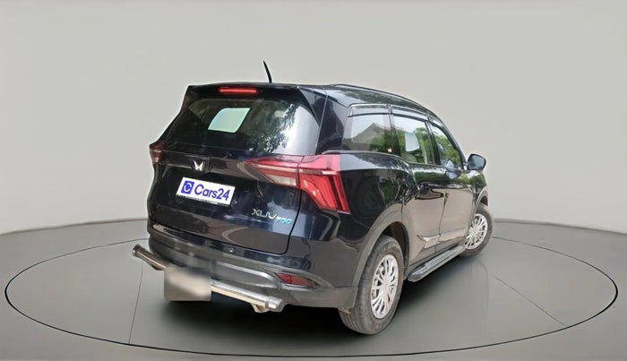 2022 Mahindra XUV700 MX P MT 5 STR, Petrol, Manual, 15,549 km, exterior
