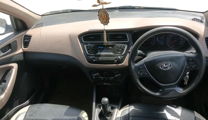 2018 Hyundai Elite i20 SPORTZ 1.2, CNG, Manual, 1,04,957 km, interior