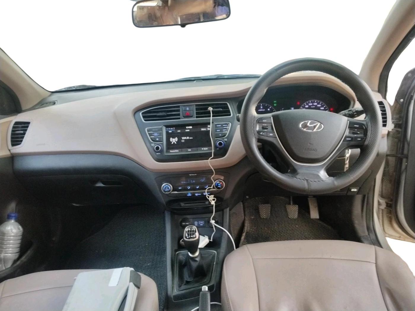 2018 Hyundai Elite i20 ASTA 1.4 CRDI, Diesel, Manual, 1,08,000 km, interior