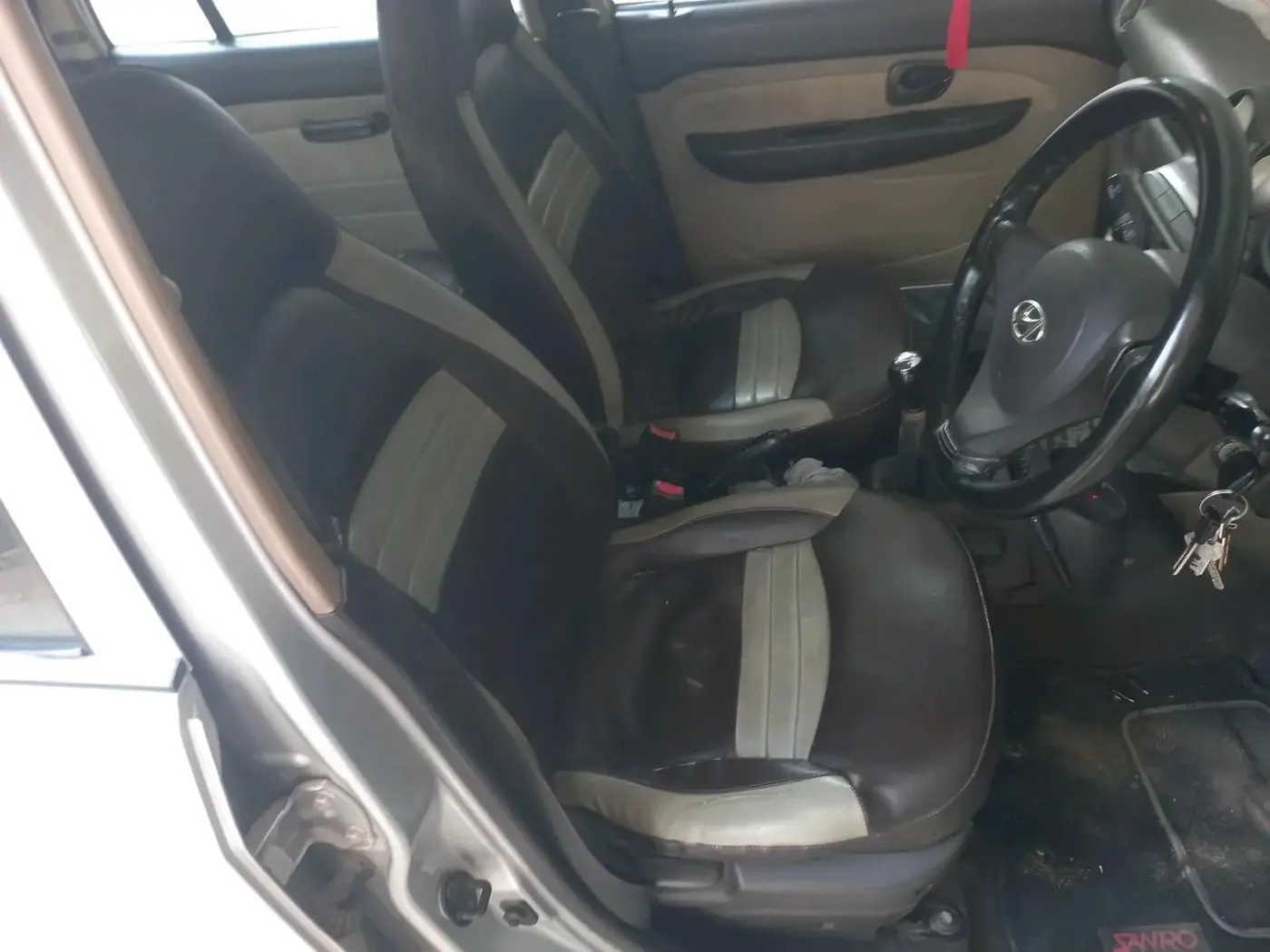 2013 Hyundai Santro Xing GLS, Petrol, Manual, 70,700 km, interior