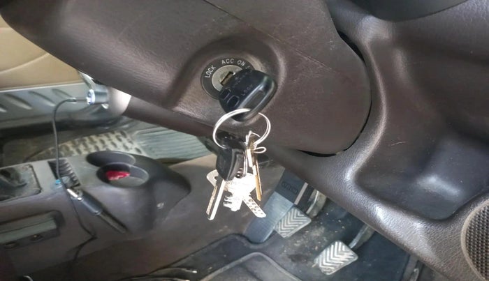 2013 Hyundai Santro Xing GLS, Petrol, Manual, 70,700 km, interior