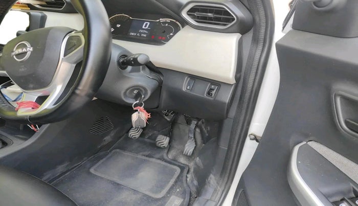 2023 Nissan MAGNITE XE, Petrol, Manual, 23,234 km, interior