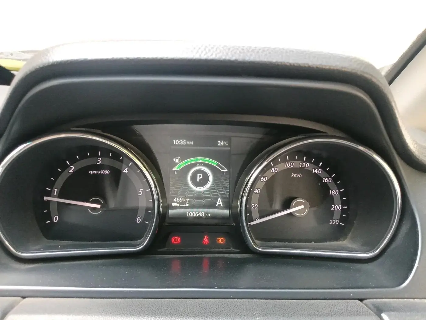 2019 Tata Hexa XTA 4X2 6 STR, Diesel, Automatic, 1,00,648 km, interior
